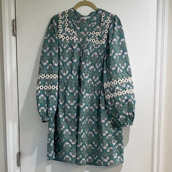 Mud Pie Dresses & Skirts - Mud Pie Floral Patterned Dress in Green and Pink with Embroidered Detailing